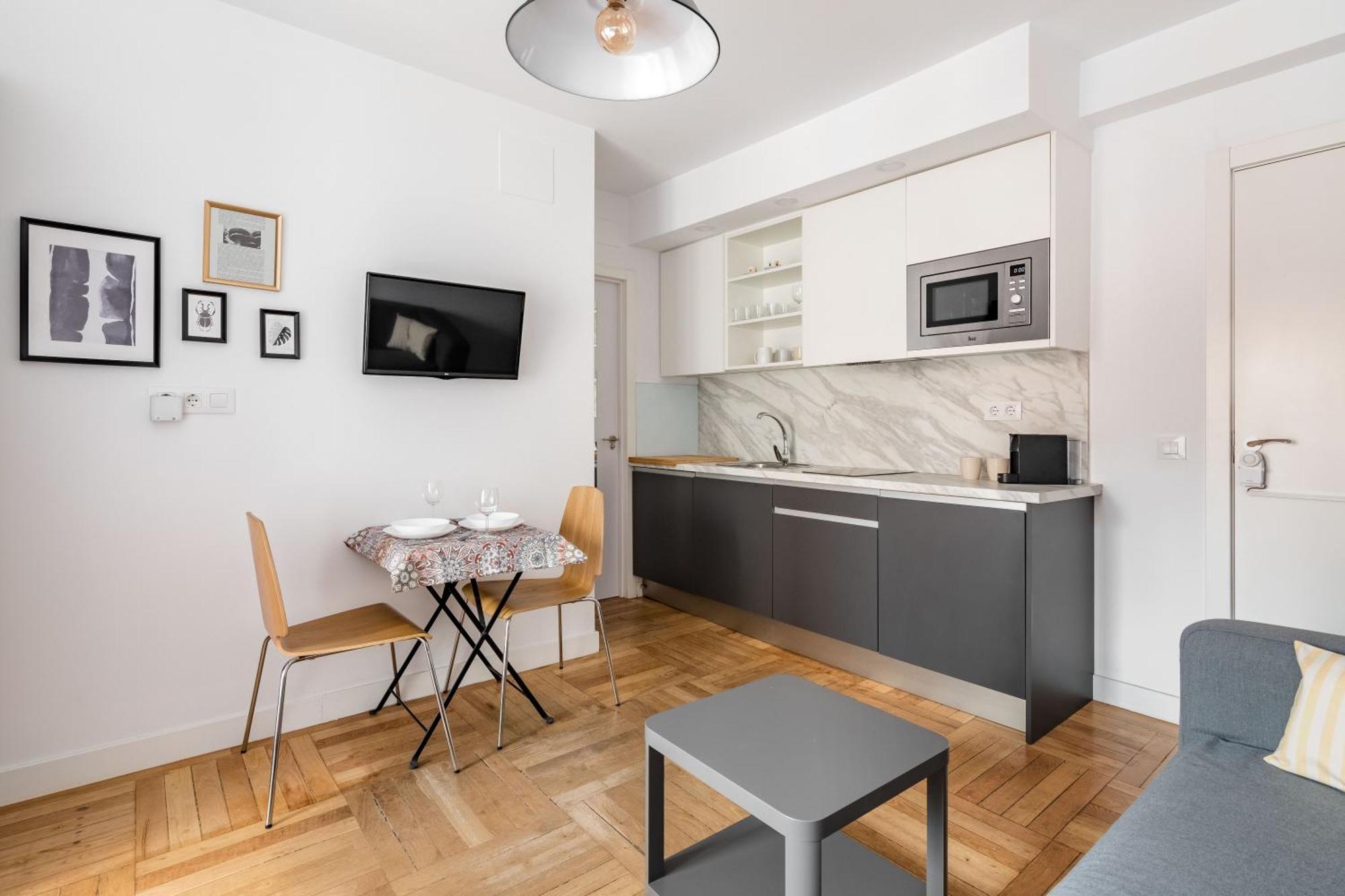 Charming Sol Studios Madrid Exterior photo