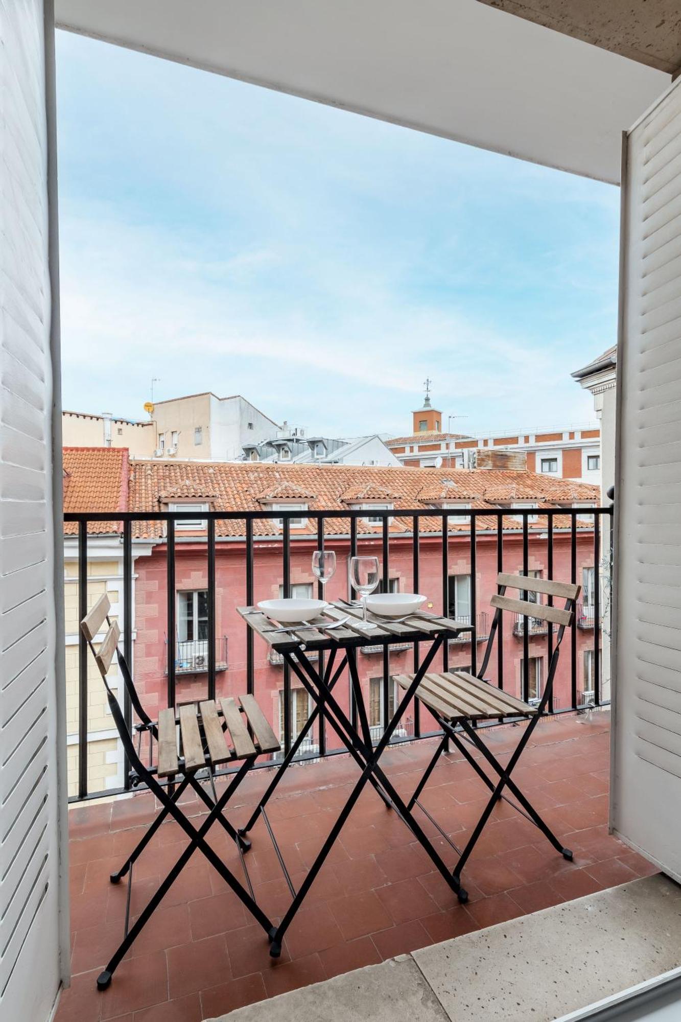 Charming Sol Studios Madrid Exterior photo